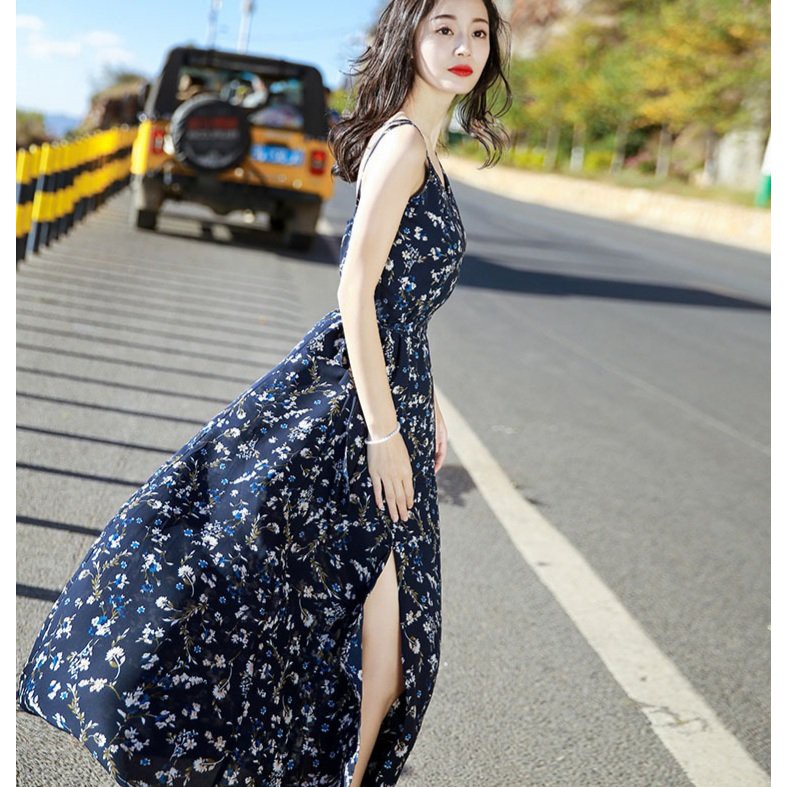 Đầm maxi dây chéo xẻ tà in hoa kèm dây thắt