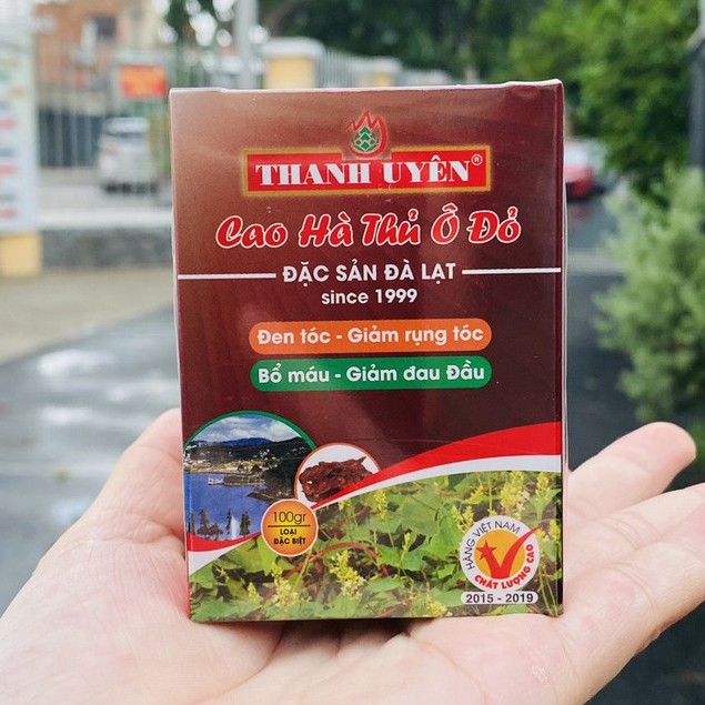 Cao Hà Thủ Ô Đỏ Thanh Uyên 100g giúp giảm rụng tóc, làm đen tóc cho người tóc bạc sớm, giảm đau đầu chóng mặt