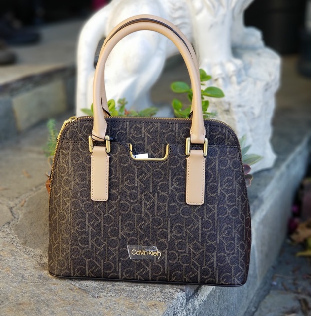 Túi calvin klein chính hãng sale