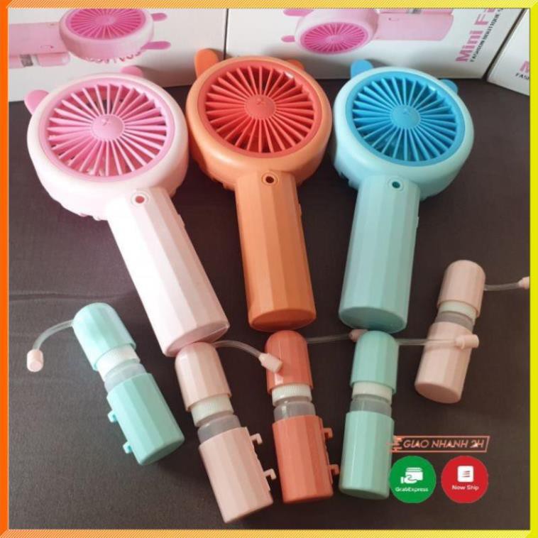 Quạt phun sương mini tích điện cầm tay , Quạt Mini Tích Điện Phun Hơi Nước Tạo Ẩm - Hàng loại 1 | BigBuy360 - bigbuy360.vn
