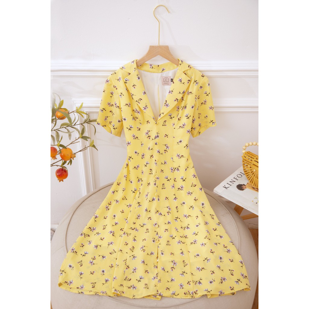 [Mã SKAMSALEP6 giảm 10% tối đa 100K đơn 150K] SÒ VINTAGE - ANNA Đầm hoa xòe cổ vest phối nút giả