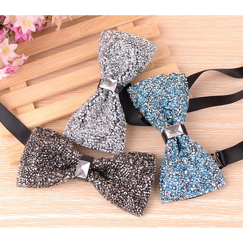 Nơ Đeo Cổ Đính Đá Sang Trọng Cho Nam