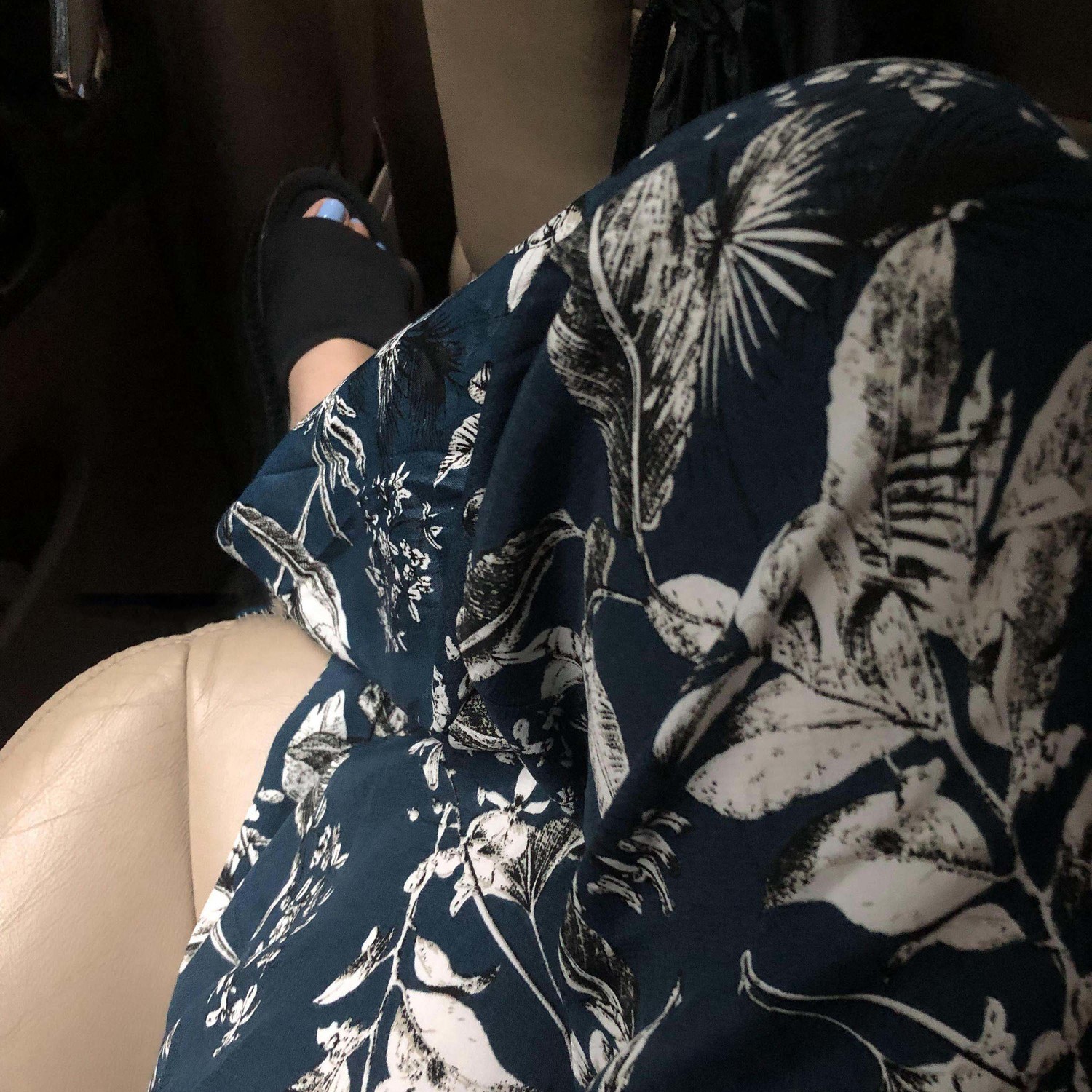 Quần Legging Họa Tiết Hoa Màu Xanh Đậm Dành Cho Nữ | BigBuy360 - bigbuy360.vn