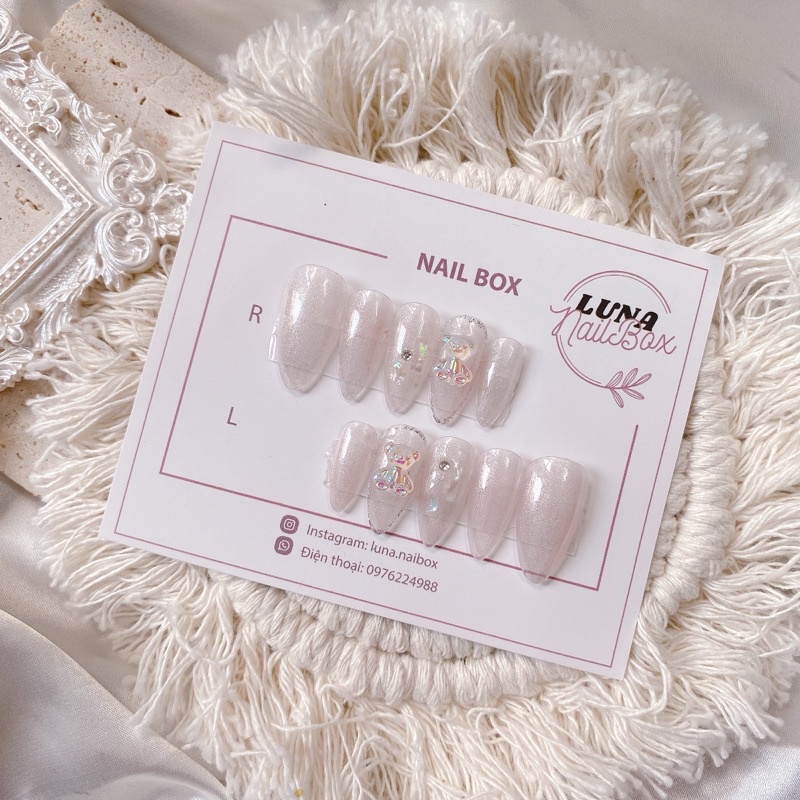 Nail box thiết kế theo size tay xà cừ charm gấu xinh