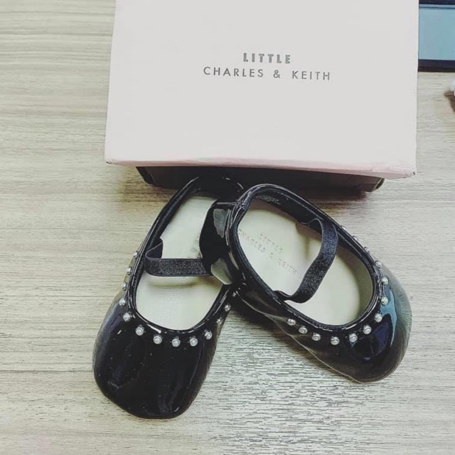 Giầy CnK bé gái sz 19