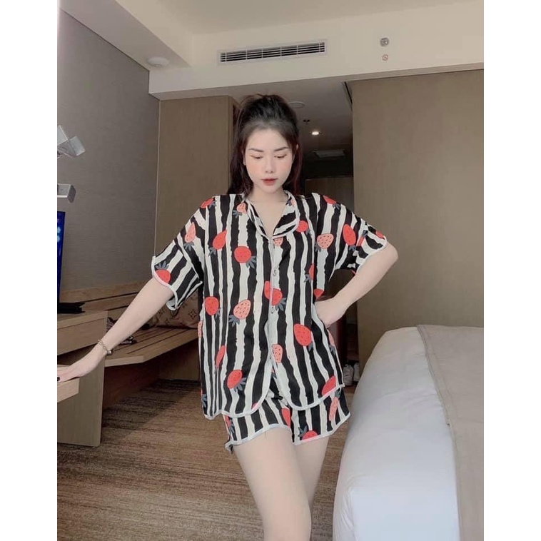 Đồ bộ nữ cổ sóng cộc tay quần đùi chất liệu Mango mặc nhà sang trọng freesize | BigBuy360 - bigbuy360.vn