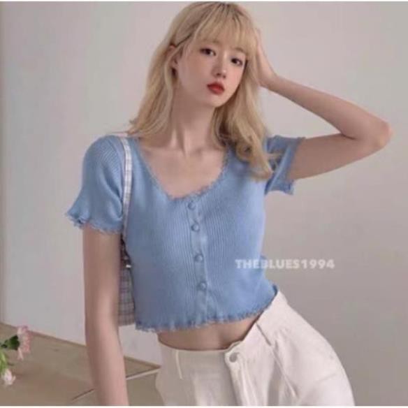 [vz23]  Áo kiểu croptop nút phối ren