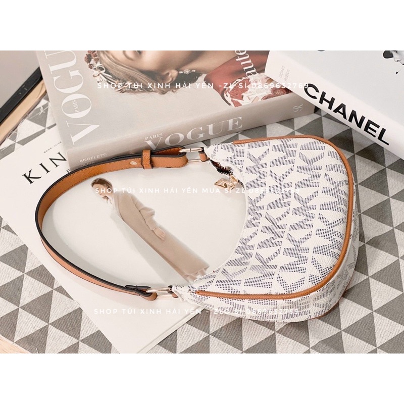 túi đeo vai, kẹp nách hoạ tiết mk trắng