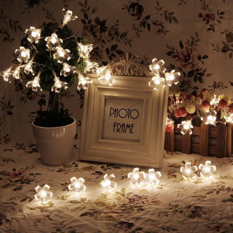 Bộ 20 đèn LED hình hoa chống thấm nước