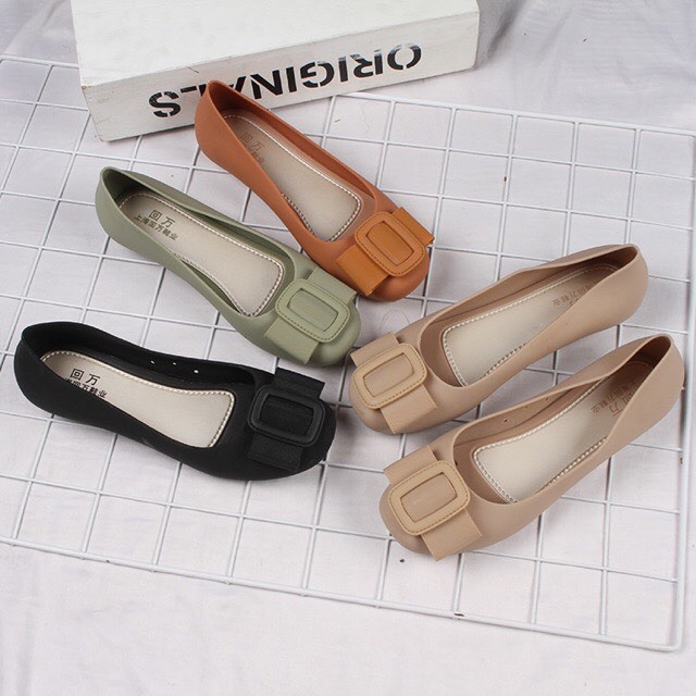 Giày Bệt Nhựa khuy | BigBuy360 - bigbuy360.vn