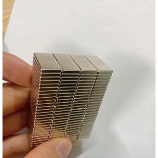 Nam Châm Đất Hiếm 20x10x2mm Siêu Từ Tính