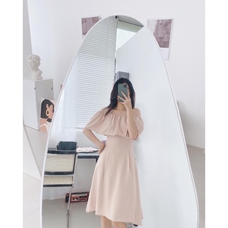 váy trễ vai chiết ly eo