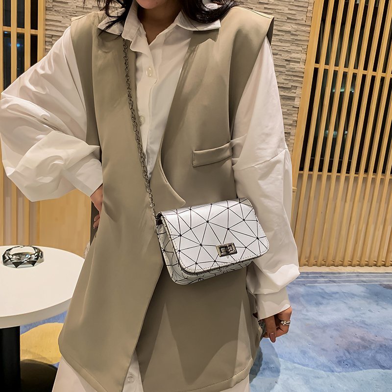 Túi đeo chéo nữ đẹp giá rẻ đi chơi phong cách hàn quốc S2 T141