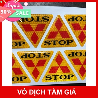 Hcm- logo chữ stop nổi dán đuôi xe