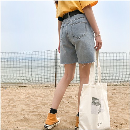 Quần đùi denim phong cách Hàn Quốc cá tính cho nữ | BigBuy360 - bigbuy360.vn