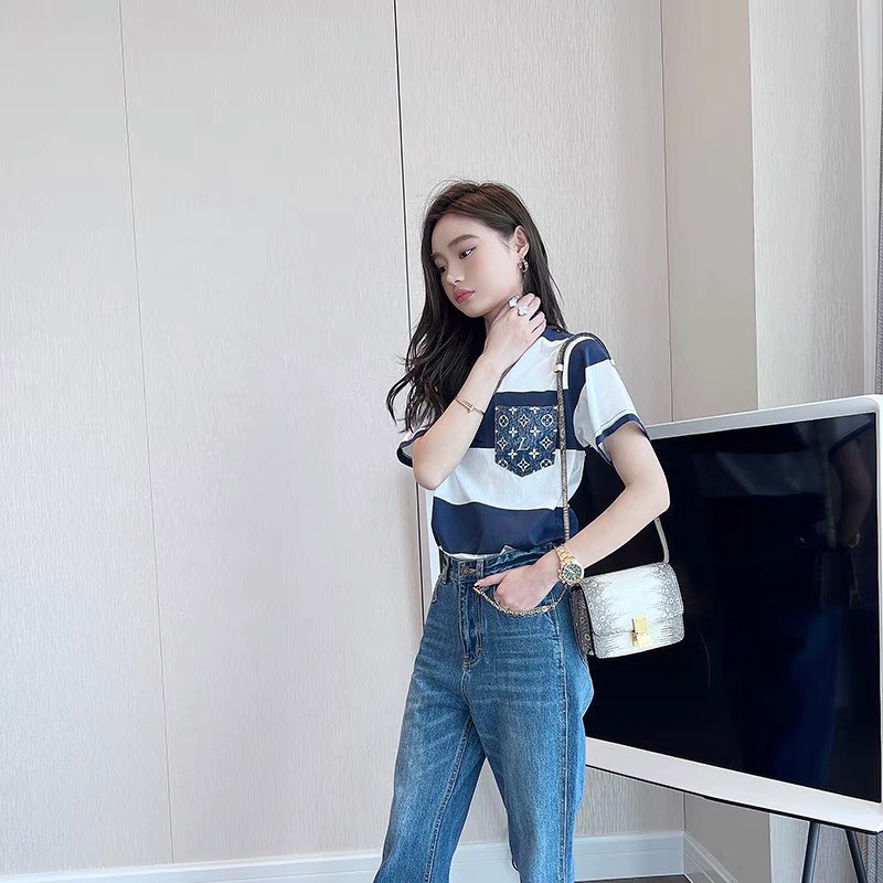 Áo Thun L.V Hàng Xuất Xịn, Chất Liệu 100% Cotton 4 Chiều Mềm Mịn, Thoáng Mát