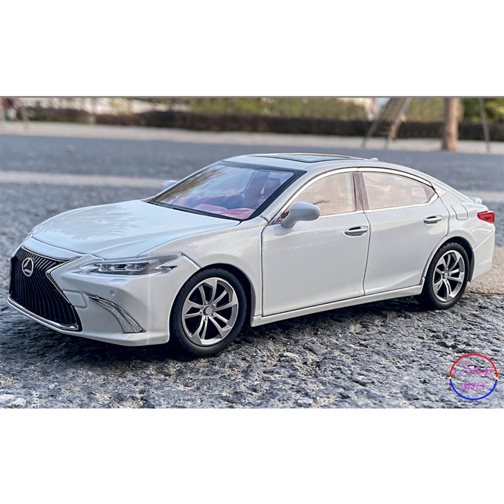 Xe mô hình sắt Lexus Es 300h TẶNG KÈM BIỂN SỐ tỉ lệ 1:24 hãng Jinlifang 3 màu