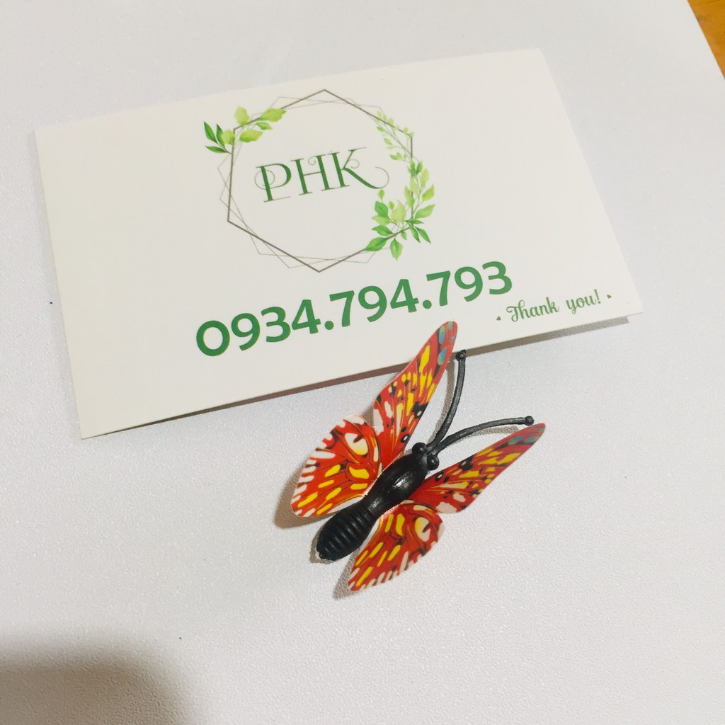 1 con bướm trang trí rực rỡ có nam châm hít cố định size 4.5cm