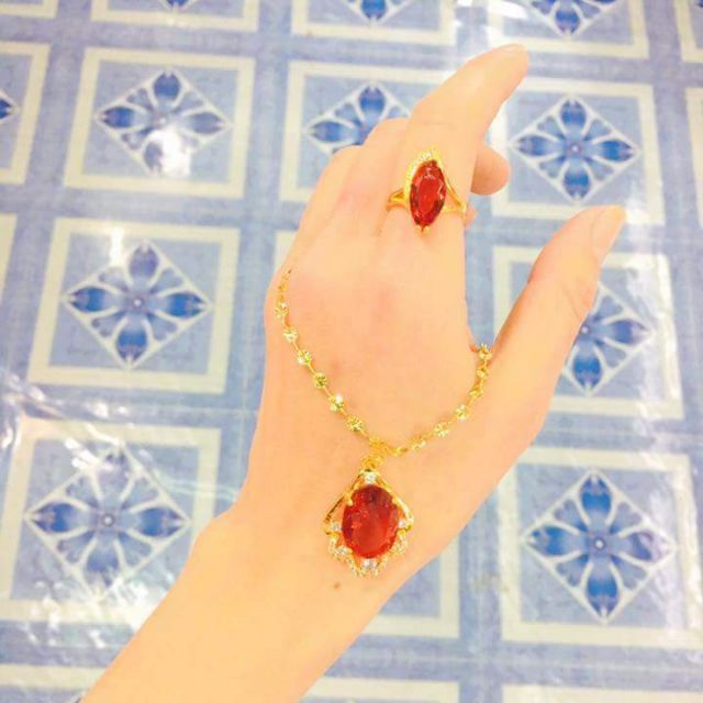 Set dây chuyền và nhẫn