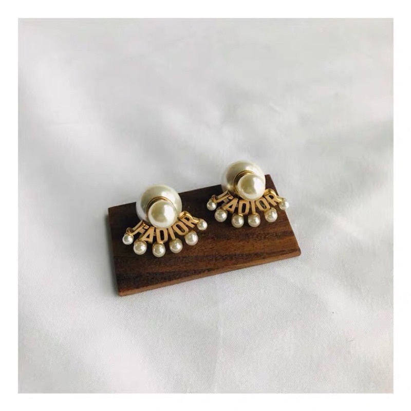 Khuyên tai jadior thời trang phong cách Retro