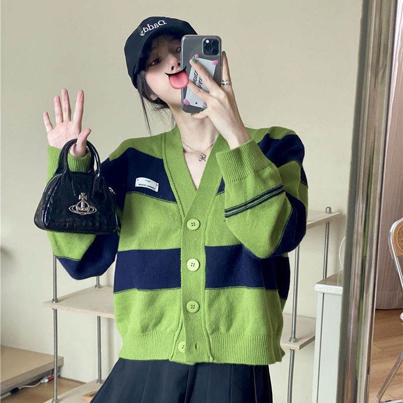 Áo Khoác Len Cardigan Cổ Chữ V Phong Cách Pháp Thời Trang Mùa Đông 2022 Mới