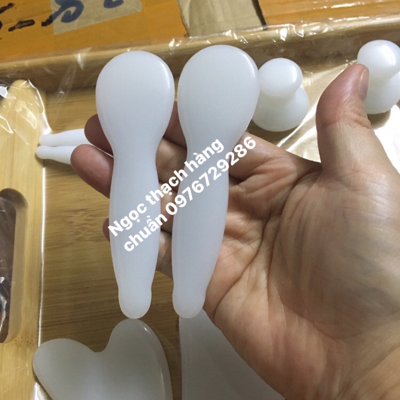 Bộ Ngọc 14món +kèm khay ạ