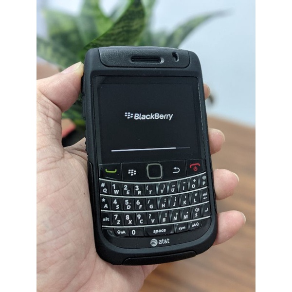 Điện thoại BlackBerry 9700