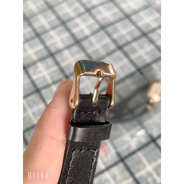 Đồng hồ si nữ máy Nhật viền đính đá, dây da