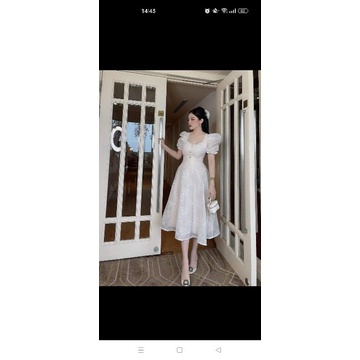 Đầm ren dáng xòe tay phồng 2 lớp ren mềm giá siêu rẻ