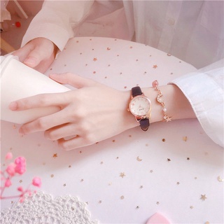 Đồng Hồ Analog Máy Quartz Nữ Mặt Trái Tim Dây Da