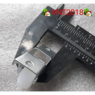 Con lăn cửa lùa tiện dụng