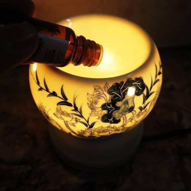 Đèn xông tinh dầu