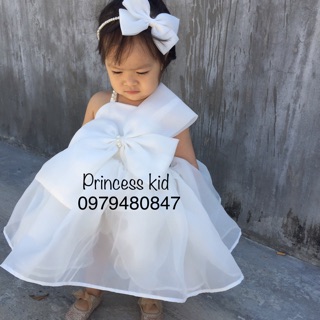 Đầm công chúa voan trắng nơ ngực