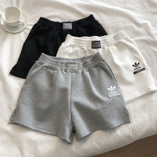Quần Short Thể Thao Adidas Ống Rộng Chất Cotton Mềm Mại Hợp Thời Trang Cho Nữ