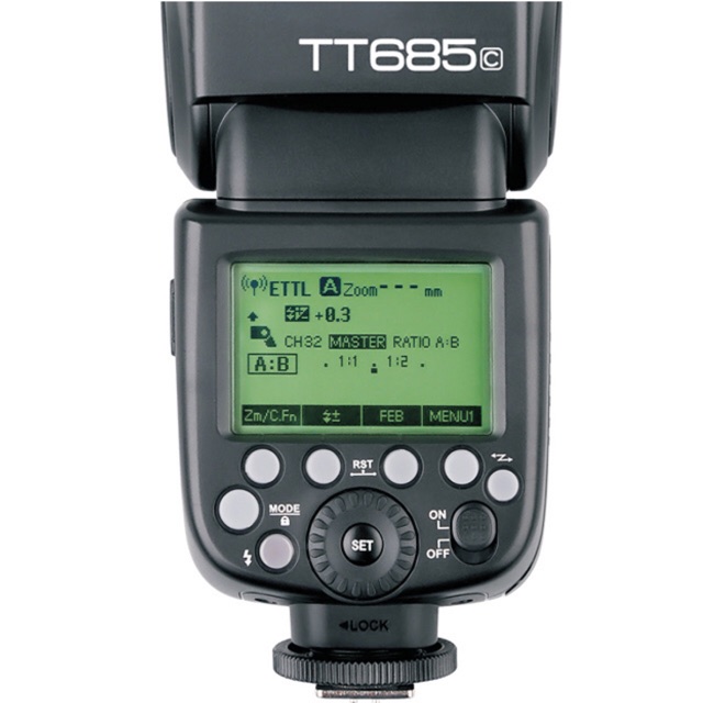 Đèn Godox tt685