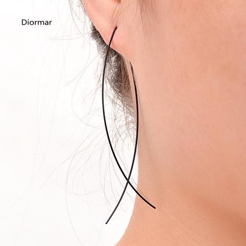 Khuyên tai nữ trang dáng dài tạo hình độc đáo