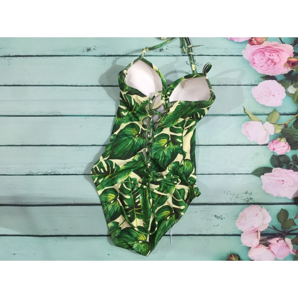 Coca Bikini liền gọng lá xanh nền vàng xinh | BigBuy360 - bigbuy360.vn