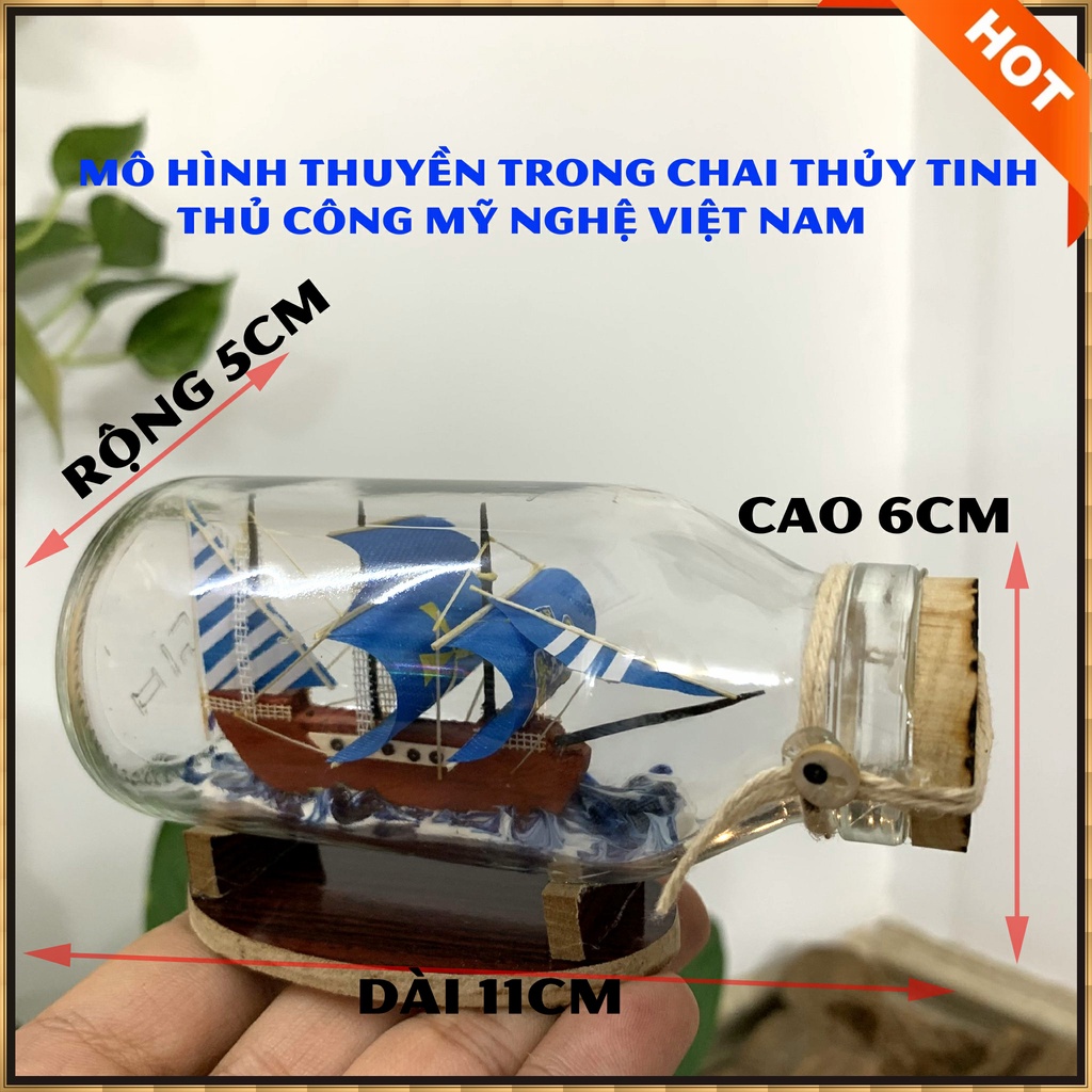 Mô hình thuyền gỗ trong chai thủy tinh có tiểu cảnh sóng biển - Quà tặng thủ công mỹ nghệ - Màu Xanh - Dài 11cm