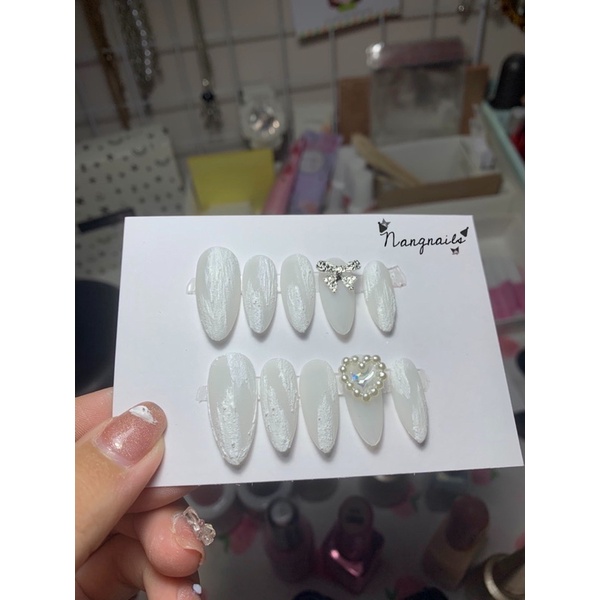 Nail Box Thiết Kế Chamr Nơ Sang Chảnh Trendy