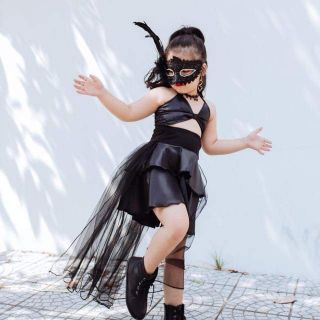 Đầm bé gái dễ thương