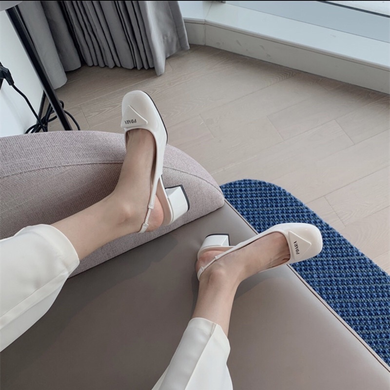 Pradaaa: Giày mũi vuông hở gót, gót vuông 3cm và 7cm