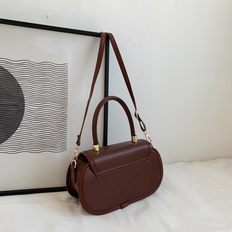 Túi đeo vai IELGY hình bầu dục màu sắc tương phản thời trang xuân hè