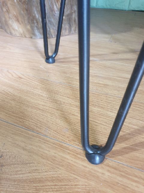 Núm cao su kê chân hairpin