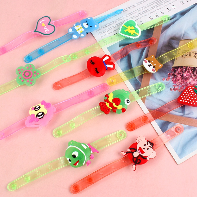 Gửi Một Đồng Hồ Đeo Tay Giáng Sinh Có Đèn Flash Phát Sáng Họa Tiết Hoạt Hình Quạt Gió Đồ Chơi