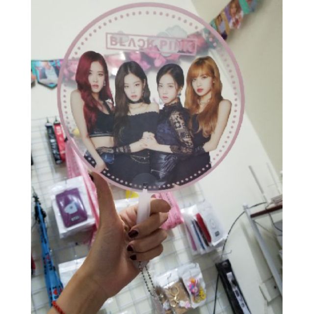 Quạt trong GOT7, WANNAONE