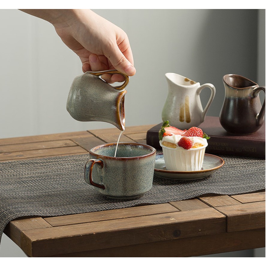 Bình rót sữa, nước chấm