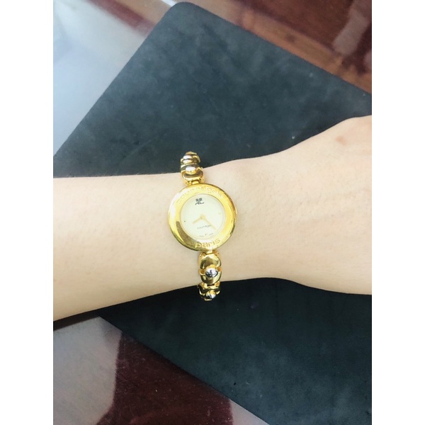 Đồng hồ nữ si nhật dạng lắc tay hiệu courreges
