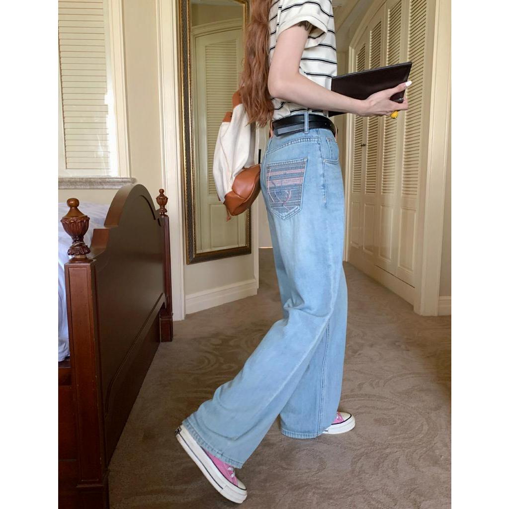 Quần Denim Ống Suông Phối Túi Thêu Họa Tiết Hoài Niệm Cổ Điển 63166