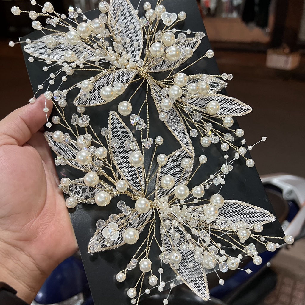 Cài tóc cô dâu lá lưới điểm hạt trai pha lê vàng trắng đẹp Giangpkc 2022