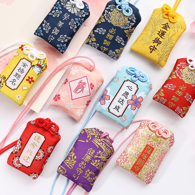 Phong thuỷ tài lộc omamori Nhật Bản, Túi may mắn bọc silicon thiết kế tinh tế + tặng kèm tiền xu ngũ đế